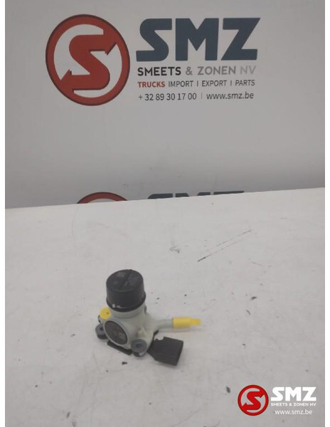 Mercedes-Benz AdBluepomp Mercedes E-Class A0024707794 - Sistema de combustible para Camión: foto 1 Mercedes-Benz AdBluepomp Mercedes E-Class A0024707794 - Sistema de combustible para Camión: foto 1