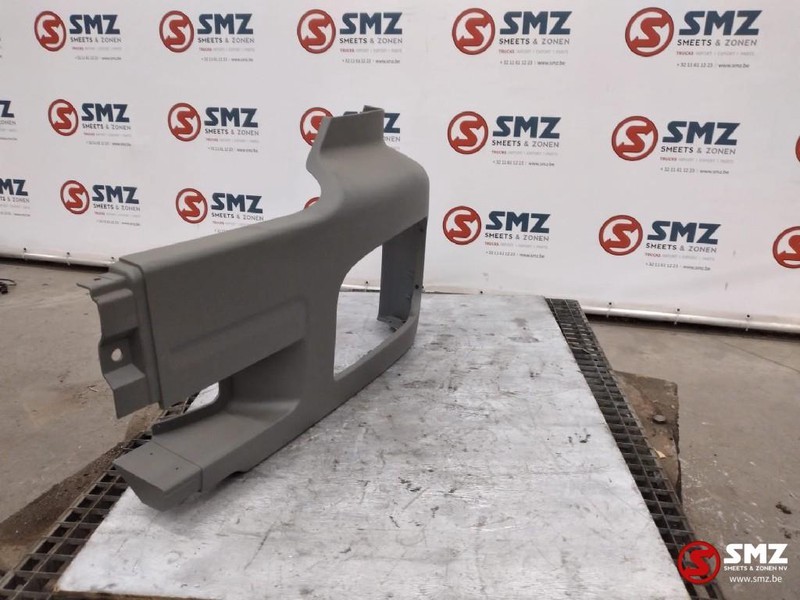 Mercedes-Benz Bumperhoek Mercedes Axor links - Esquina parachoques para Camión: foto 3 Mercedes-Benz Bumperhoek Mercedes Axor links - Esquina parachoques para Camión: foto 3
