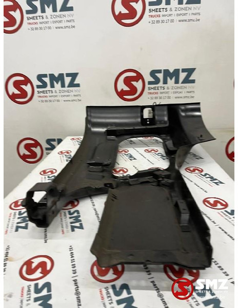 Mercedes-Benz Bumperhoek metaal mercedes actros mp2/3 - Esquina parachoques para Camión: foto 4 Mercedes-Benz Bumperhoek metaal mercedes actros mp2/3 - Esquina parachoques para Camión: foto 4