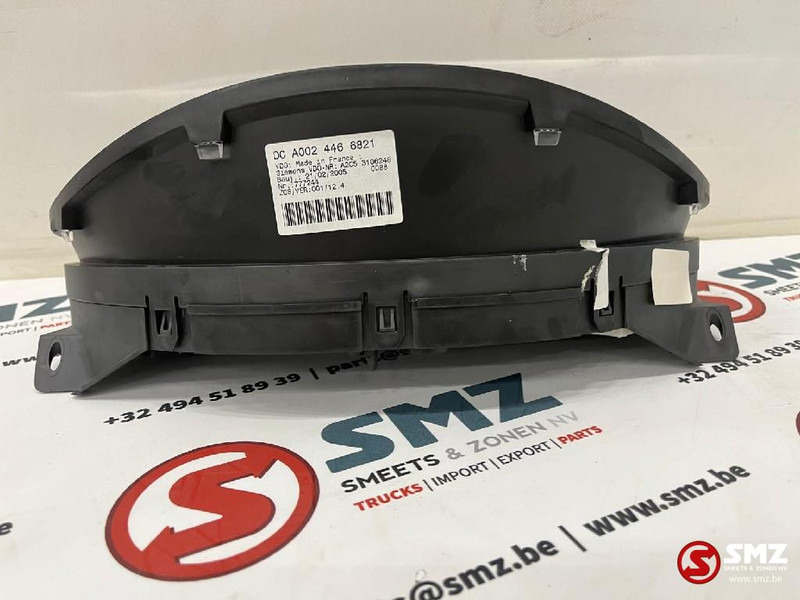 Mercedes-Benz Instrumentenpaneel mercedes sprinter W903 W904 - Salpicadero para Camión: foto 2 Mercedes-Benz Instrumentenpaneel mercedes sprinter W903 W904 - Salpicadero para Camión: foto 2