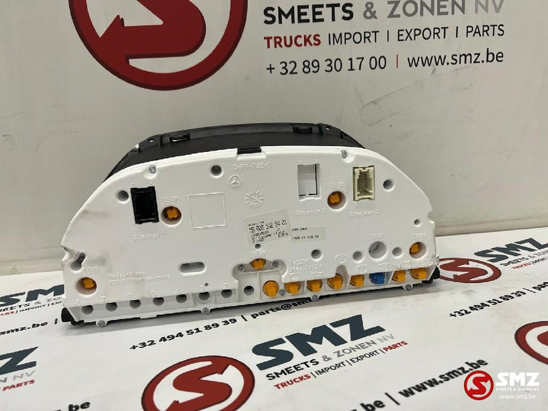 Mercedes-Benz Instrumentenpaneel mercedes vito a0005428401 - Salpicadero para Coche: foto 2 Mercedes-Benz Instrumentenpaneel mercedes vito a0005428401 - Salpicadero para Coche: foto 2