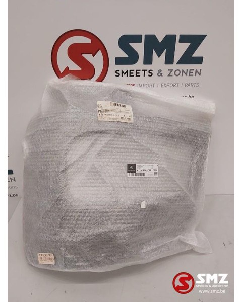 Mercedes-Benz Occ Bumperhoek rechts Mercdes Atego - Esquina parachoques para Camión: foto 2 Mercedes-Benz Occ Bumperhoek rechts Mercdes Atego - Esquina parachoques para Camión: foto 2