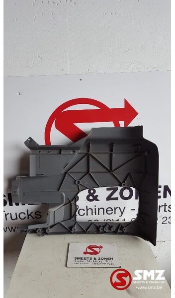 Mercedes-Benz Occ Bumperhoek rechts Mercedes Axor 1840 - Esquina parachoques para Camión: foto 2 Mercedes-Benz Occ Bumperhoek rechts Mercedes Axor 1840 - Esquina parachoques para Camión: foto 2