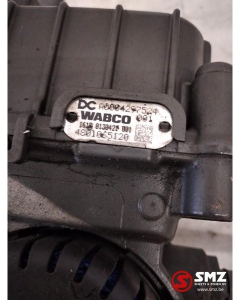 Mercedes-Benz Occ EBS modulator 1-kring A0004297524 - Válvula de freno para Camión: foto 3 Mercedes-Benz Occ EBS modulator 1-kring A0004297524 - Válvula de freno para Camión: foto 3