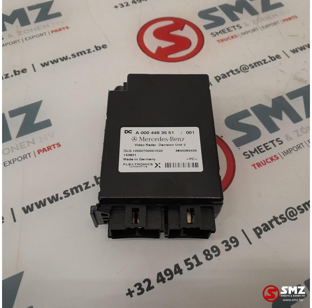 Mercedes-Benz Occ ECU Video Radar Decision Unit regeleenheid Mer - Unidad de control para Camión: foto 1 Mercedes-Benz Occ ECU Video Radar Decision Unit regeleenheid Mer - Unidad de control para Camión: foto 1