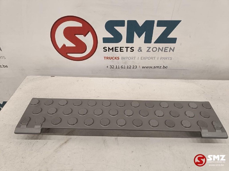 Mercedes-Benz Occ Trede Merceds Actros Megaspace - Peldaño para Camión: foto 1 Mercedes-Benz Occ Trede Merceds Actros Megaspace - Peldaño para Camión: foto 1