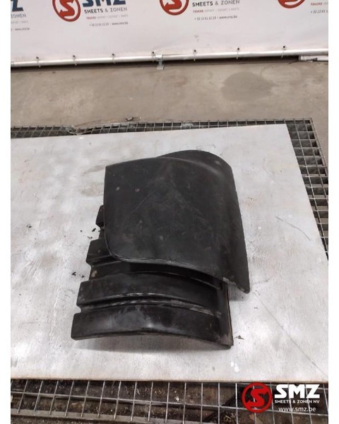 Mercedes-Benz Occ Windgeleider rechts Mercedes - Aerodinámica/ Spoiler para Camión: foto 3 Mercedes-Benz Occ Windgeleider rechts Mercedes - Aerodinámica/ Spoiler para Camión: foto 3