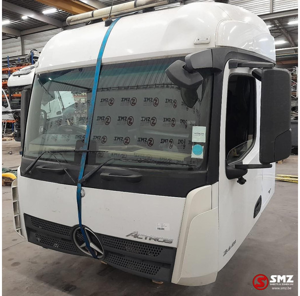 Mercedes-Benz Occ cabine RHD Mercedes - Cabina e interior para Camión: foto 2 Mercedes-Benz Occ cabine RHD Mercedes - Cabina e interior para Camión: foto 2