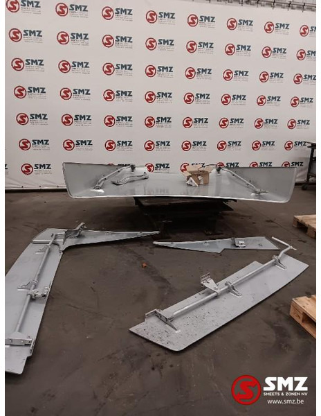 Mercedes-Benz Occ cabinespoilerset Mercedes - Aerodinámica/ Spoiler para Camión: foto 2 Mercedes-Benz Occ cabinespoilerset Mercedes - Aerodinámica/ Spoiler para Camión: foto 2