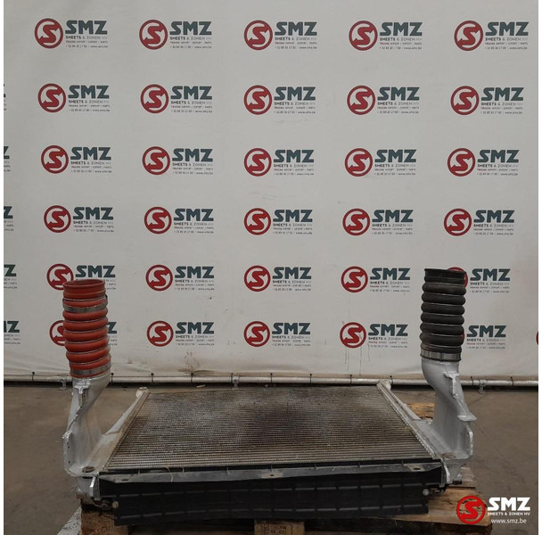 Mercedes-Benz Occ intercooler Mercedes - Intercooler para Camión: foto 1 Mercedes-Benz Occ intercooler Mercedes - Intercooler para Camión: foto 1