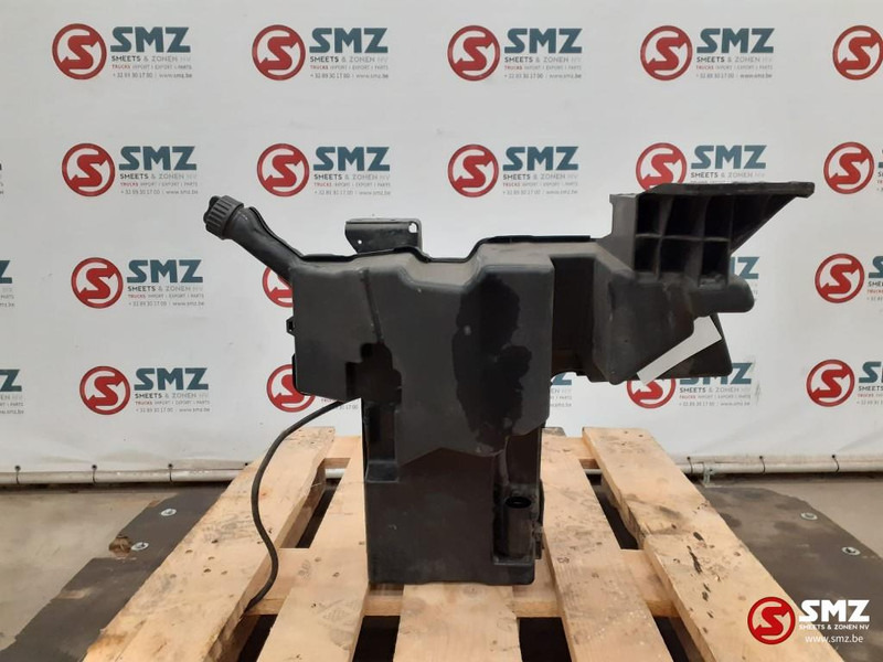 Mercedes-Benz Occ ruitensproeierreservoir Mercedes - Limpiaparabrisas para Camión: foto 2 Mercedes-Benz Occ ruitensproeierreservoir Mercedes - Limpiaparabrisas para Camión: foto 2