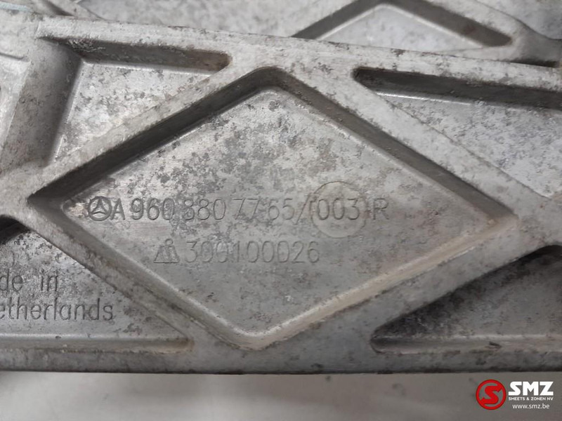 Mercedes-Benz Occ set koplampsteunen L/R Mercedes - Faro delantero para Camión: foto 3 Mercedes-Benz Occ set koplampsteunen L/R Mercedes - Faro delantero para Camión: foto 3