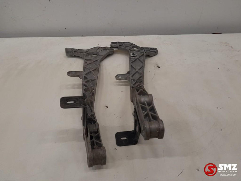 Mercedes-Benz Occ set koplampsteunen L/R Mercedes - Faro delantero para Camión: foto 2 Mercedes-Benz Occ set koplampsteunen L/R Mercedes - Faro delantero para Camión: foto 2