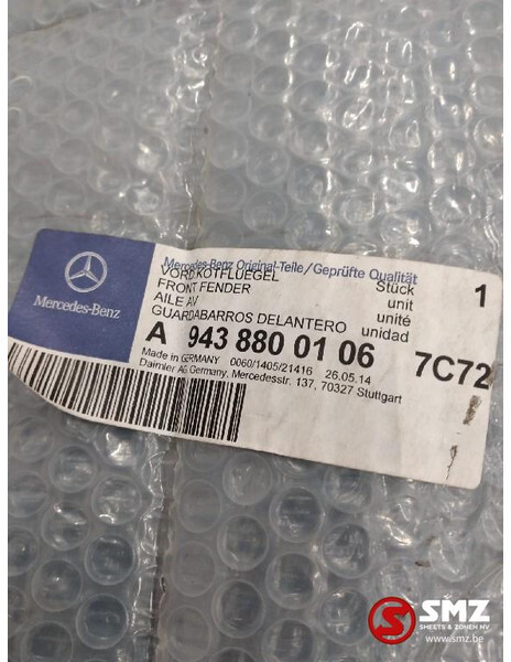 Mercedes-Benz Occ spatbord vooraan Mercedes Econic 1828 A9438800 - Bastidor/ Chasis para Camión: foto 3 Mercedes-Benz Occ spatbord vooraan Mercedes Econic 1828 A9438800 - Bastidor/ Chasis para Camión: foto 3