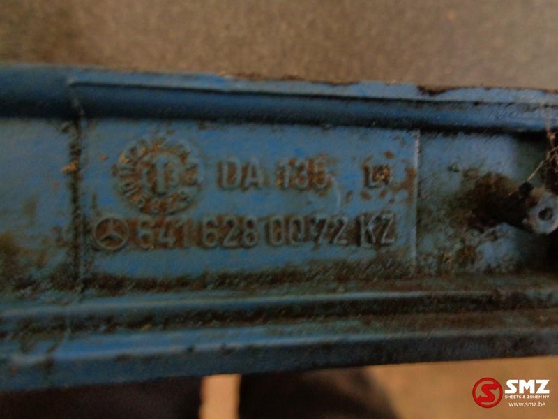 Mercedes-Benz Occ windgeleider - Aerodinámica/ Spoiler para Camión: foto 2 Mercedes-Benz Occ windgeleider - Aerodinámica/ Spoiler para Camión: foto 2