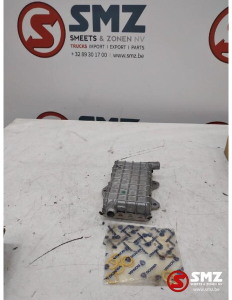 Mercedes-Benz Oliekoeler mercedes sprinter w901-904 w638 w202 w2 - Motor y piezas para Camión: foto 1 Mercedes-Benz Oliekoeler mercedes sprinter w901-904 w638 w202 w2 - Motor y piezas para Camión: foto 1