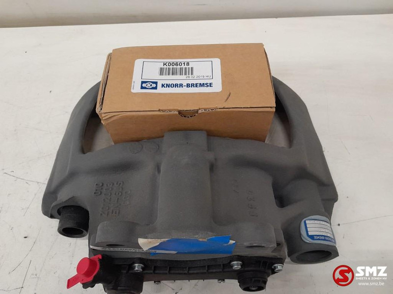 Mercedes-Benz Remklauw links + reparatieset mercedes - Pinza de freno para Camión: foto 3 Mercedes-Benz Remklauw links + reparatieset mercedes - Pinza de freno para Camión: foto 3