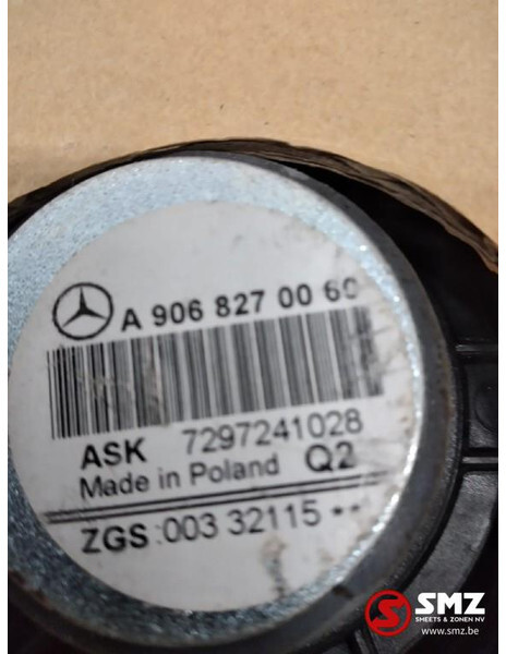 Mercedes-Benz Set luidsprekers mercedes sprinter w906 - Cabina e interior para Camión: foto 2 Mercedes-Benz Set luidsprekers mercedes sprinter w906 - Cabina e interior para Camión: foto 2