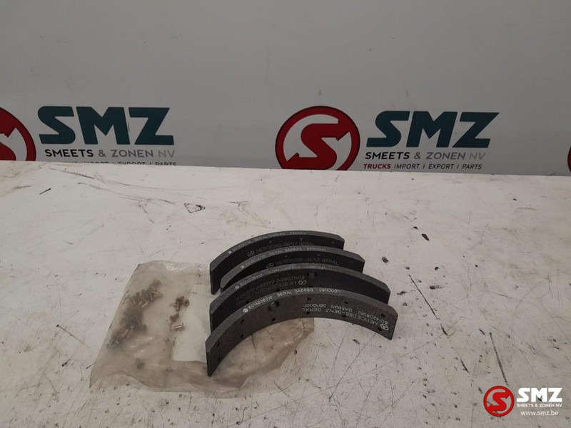 Mercedes-Benz remvoering w601 Mercedes - Piezas de freno para Camión: foto 2 Mercedes-Benz remvoering w601 Mercedes - Piezas de freno para Camión: foto 2