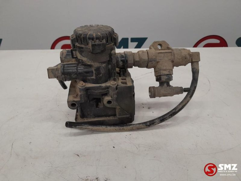 MAN Occ EBS modulator MAN TGA 81521066049 K021204 - Recambio para Camión: foto 3 MAN Occ EBS modulator MAN TGA 81521066049 K021204 - Recambio para Camión: foto 3