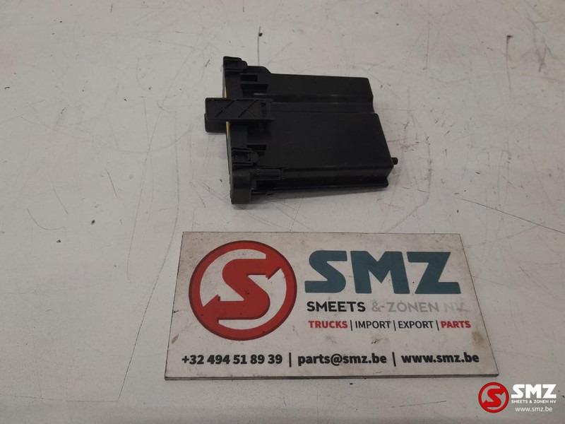 Renault Occ ECU MBYI regeleenheid Renault - Unidad de control para Camión: foto 5 Renault Occ ECU MBYI regeleenheid Renault - Unidad de control para Camión: foto 5