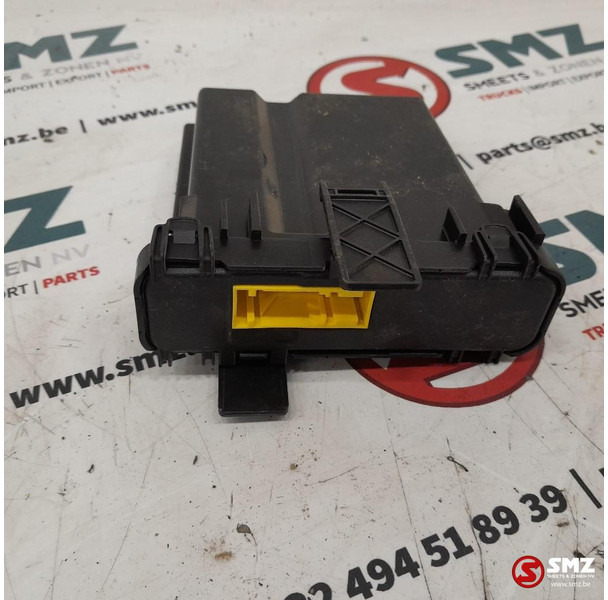 Renault Occ ECU centrale vergrendeling regeleenheid Renaul - Unidad de control para Camión: foto 5 Renault Occ ECU centrale vergrendeling regeleenheid Renaul - Unidad de control para Camión: foto 5