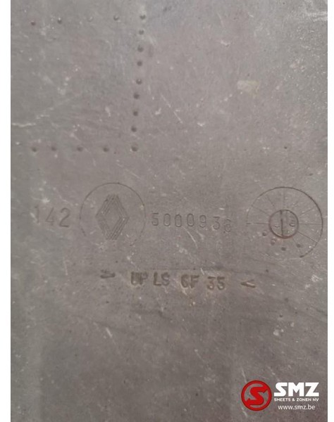 Renault Occ Opstapbak rechts Renault Magnum - Peldaño para Camión: foto 3 Renault Occ Opstapbak rechts Renault Magnum - Peldaño para Camión: foto 3