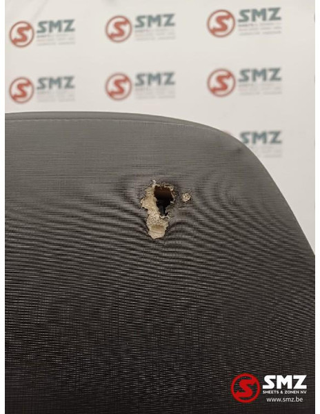 Renault Occ bestuurdersstoel Renault - Cabina e interior para Camión: foto 3 Renault Occ bestuurdersstoel Renault - Cabina e interior para Camión: foto 3