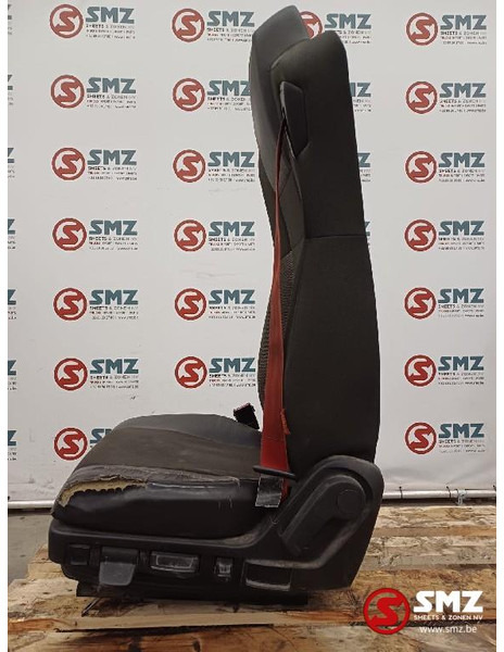 Renault Occ bestuurdersstoel Renault - Cabina e interior para Camión: foto 4 Renault Occ bestuurdersstoel Renault - Cabina e interior para Camión: foto 4