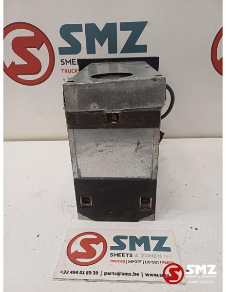 Renault Occ koelkast 6L Renault - Cabina e interior para Camión: foto 2 Renault Occ koelkast 6L Renault - Cabina e interior para Camión: foto 2