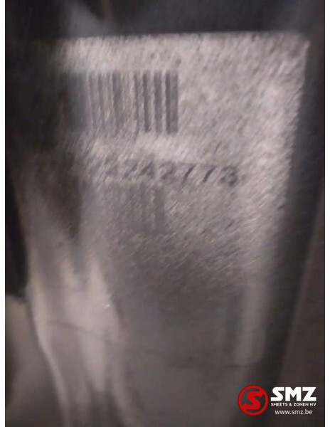 Renault Occ oliecarter Renault - Volvo - Cárter para Camión: foto 4 Renault Occ oliecarter Renault - Volvo - Cárter para Camión: foto 4