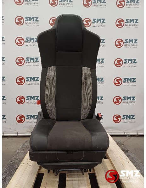 Renault Occ passagiersstoel Renault - Cabina e interior para Camión: foto 1 Renault Occ passagiersstoel Renault - Cabina e interior para Camión: foto 1