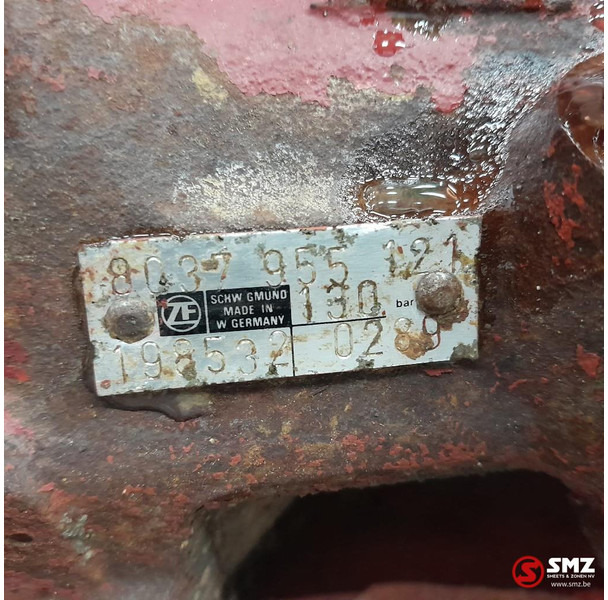 Renault Occ stuurhuis Renault - Caja de dirección para Camión: foto 5 Renault Occ stuurhuis Renault - Caja de dirección para Camión: foto 5