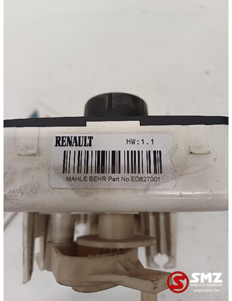 Renault Occ verwarmingsbediening Renault - Cabina e interior para Camión: foto 5 Renault Occ verwarmingsbediening Renault - Cabina e interior para Camión: foto 5