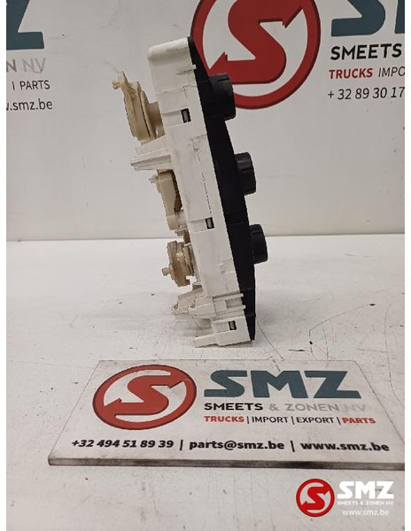 Renault Occ verwarmingsbediening Renault - Cabina e interior para Camión: foto 3 Renault Occ verwarmingsbediening Renault - Cabina e interior para Camión: foto 3