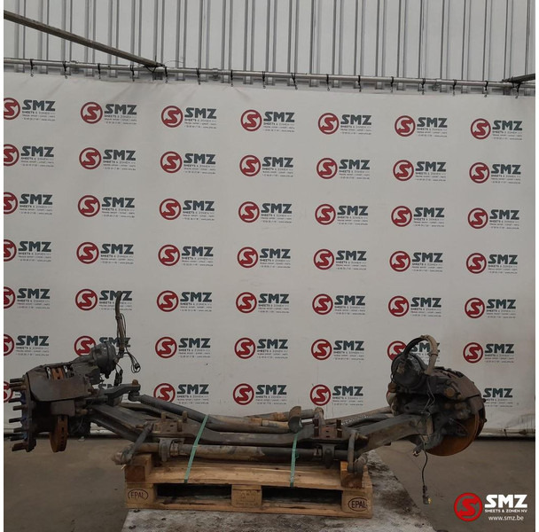 Renault Occ vooras + set bladveren vooras Renault - Dirección para Camión: foto 2 Renault Occ vooras + set bladveren vooras Renault - Dirección para Camión: foto 2