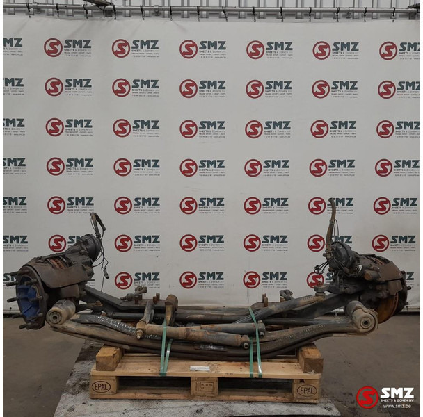 Renault Occ vooras + set bladveren vooras Renault - Dirección para Camión: foto 1 Renault Occ vooras + set bladveren vooras Renault - Dirección para Camión: foto 1