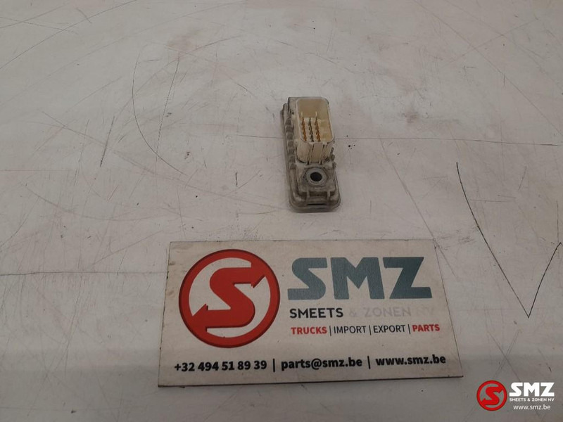 Scania Occ ECU regeleenheid Scania - Sistema eléctrico para Camión: foto 3 Scania Occ ECU regeleenheid Scania - Sistema eléctrico para Camión: foto 3