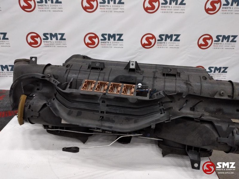 Scania Occ Luchtklephuis verarming Scania R - Calefacción/ Ventilación para Camión: foto 2 Scania Occ Luchtklephuis verarming Scania R - Calefacción/ Ventilación para Camión: foto 2