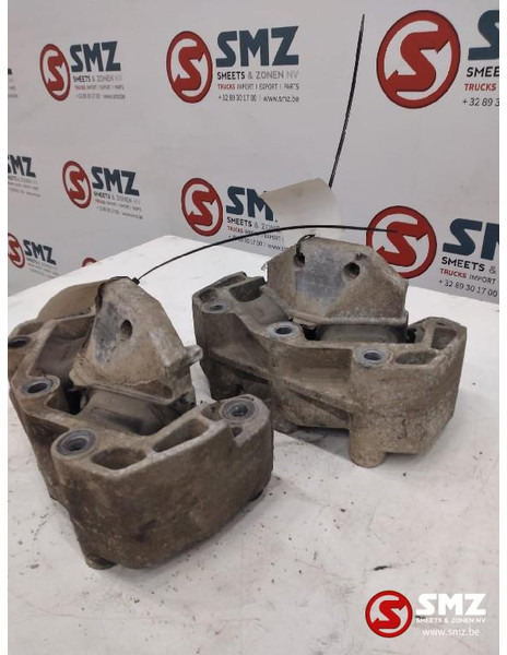 Scania Occ set motorsteunen Scania - Soporte motor para Camión: foto 2 Scania Occ set motorsteunen Scania - Soporte motor para Camión: foto 2