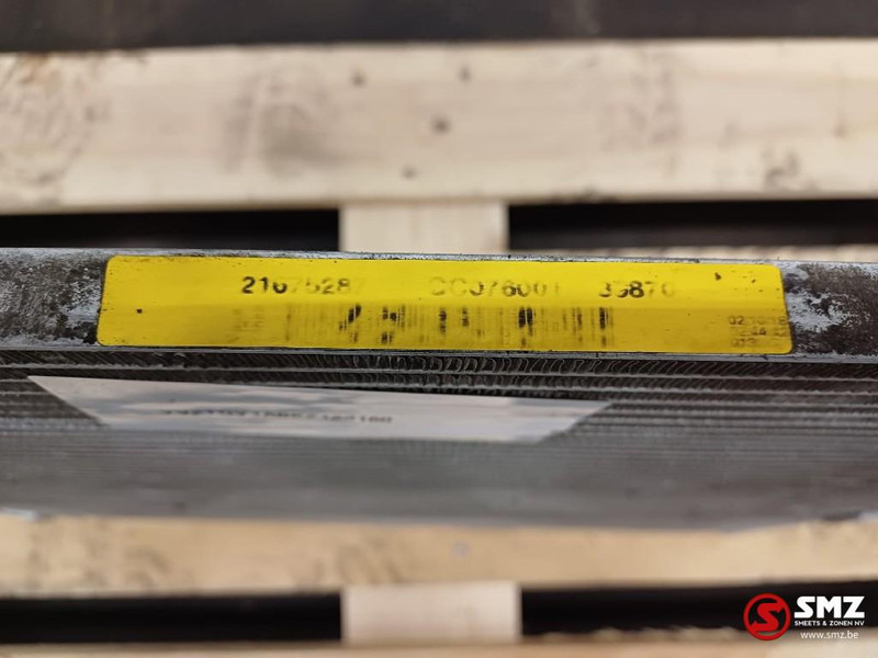 Volvo Occ condenser Volvo - Sistema de refrigeración para Camión: foto 3 Volvo Occ condenser Volvo - Sistema de refrigeración para Camión: foto 3