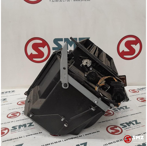 Volvo Occ kachelhuis Volvo - Calefacción/ Ventilación para Camión: foto 3 Volvo Occ kachelhuis Volvo - Calefacción/ Ventilación para Camión: foto 3