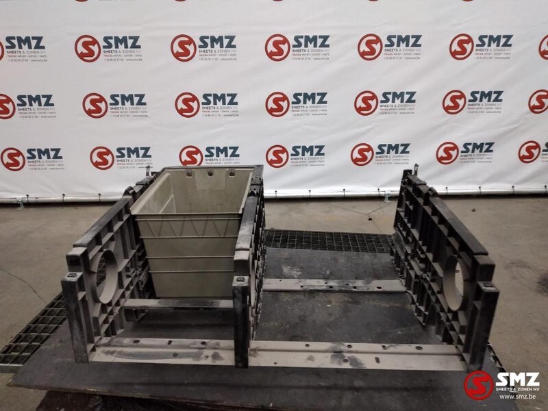 Volvo Occ lade bestuurderszijde Volvo FH4 - Cabina e interior para Camión: foto 2 Volvo Occ lade bestuurderszijde Volvo FH4 - Cabina e interior para Camión: foto 2