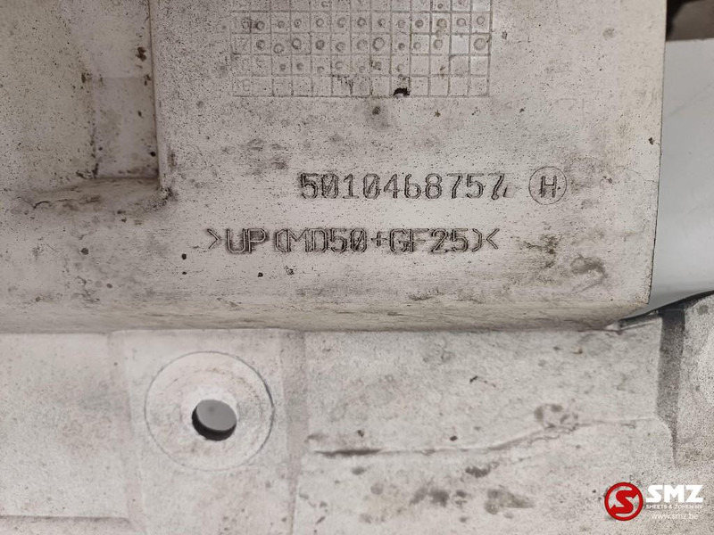 Volvo Occ spatbord links Volvo - Carrocería y exterior para Camión: foto 5 Volvo Occ spatbord links Volvo - Carrocería y exterior para Camión: foto 5