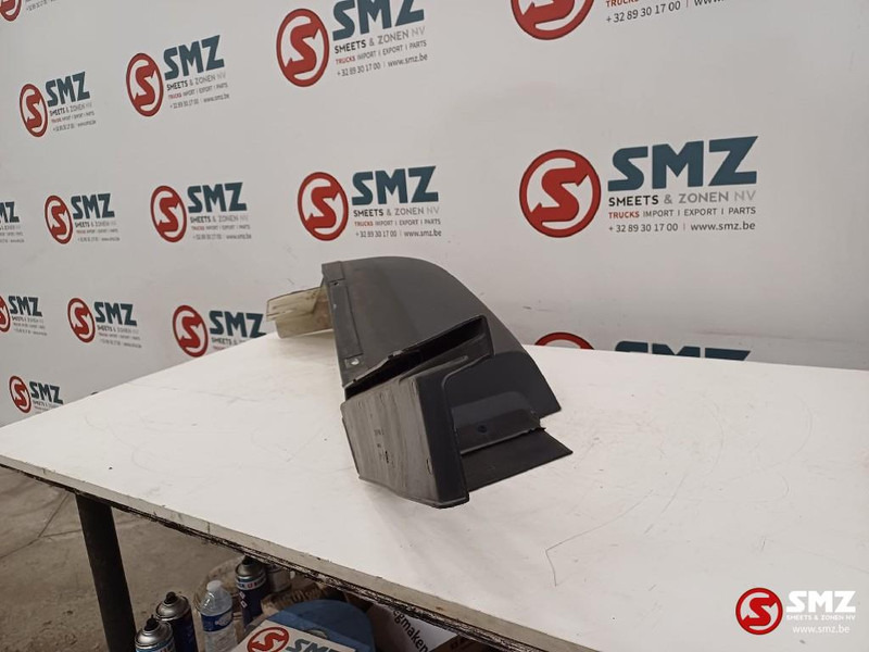 Volvo Occ spatbord links Volvo - Carrocería y exterior para Camión: foto 3 Volvo Occ spatbord links Volvo - Carrocería y exterior para Camión: foto 3