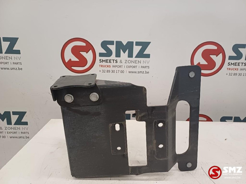 Volvo Occ spatbordsteun vooras rechtsachter Volvo - Carrocería y exterior para Camión: foto 4 Volvo Occ spatbordsteun vooras rechtsachter Volvo - Carrocería y exterior para Camión: foto 4