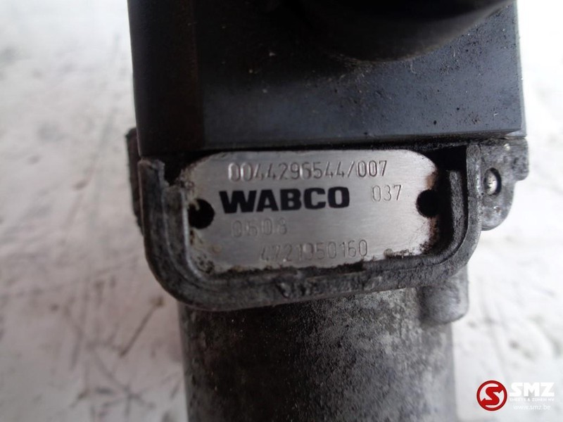 Wabco Occ luchtventiel wabco - Piezas de freno para Camión: foto 3 Wabco Occ luchtventiel wabco - Piezas de freno para Camión: foto 3