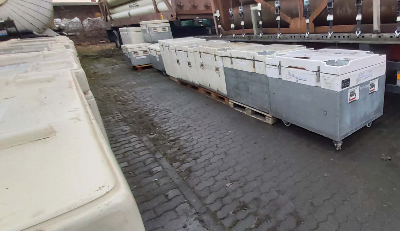 Dry ice containers used for dry ice (Trockeneis) boxes - Caja cerrada: foto 3 Dry ice containers used for dry ice (Trockeneis) boxes - Caja cerrada: foto 3