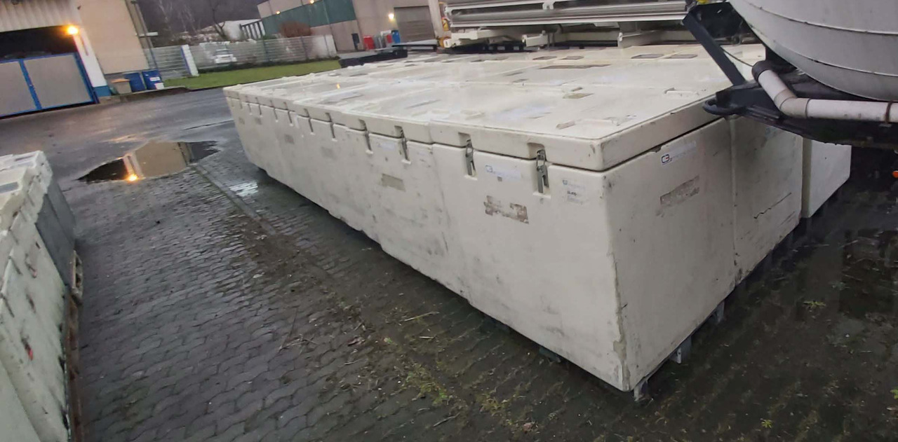 Dry ice containers used for dry ice (Trockeneis) boxes - Caja cerrada: foto 2 Dry ice containers used for dry ice (Trockeneis) boxes - Caja cerrada: foto 2