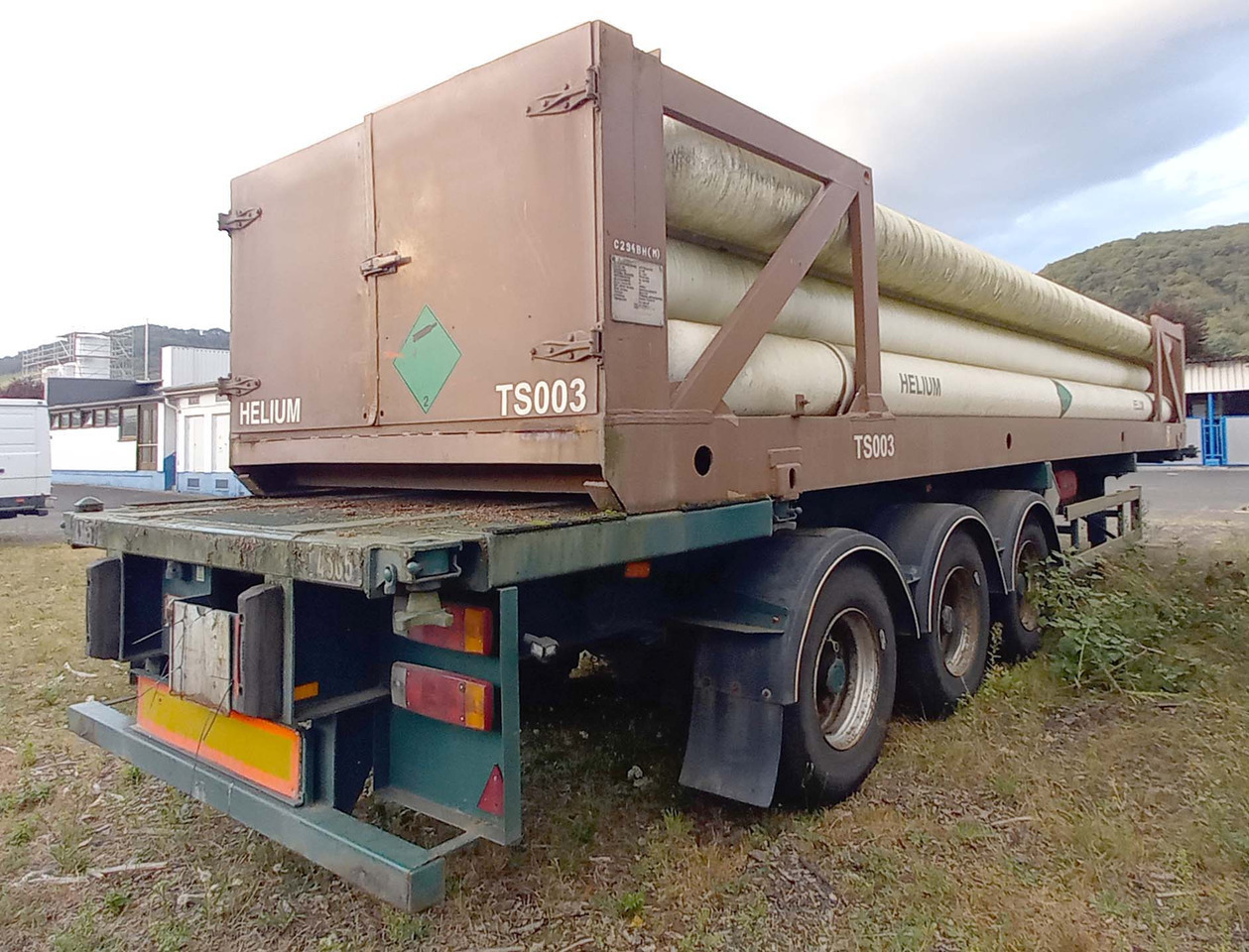 FRUEHAUF Gas tank tube semi-trailer used for compressed helium, hydrogen, Wasserstoff - Semirremolque cisterna: foto 3 FRUEHAUF Gas tank tube semi-trailer used for compressed helium, hydrogen, Wasserstoff - Semirremolque cisterna: foto 3